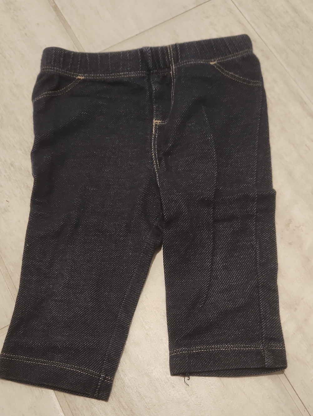 Jeans Size 9M